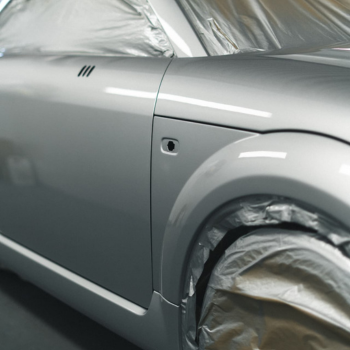 Water or Solvent? What is the best solution for automotive basecoats?