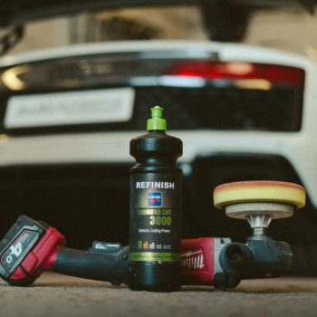 What is ‘Mopping’ a car? Machine polishing explained